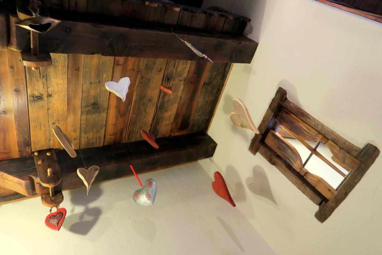 Romantica Suite Con Vasca Idromassaggio Aosta Buitenkant foto