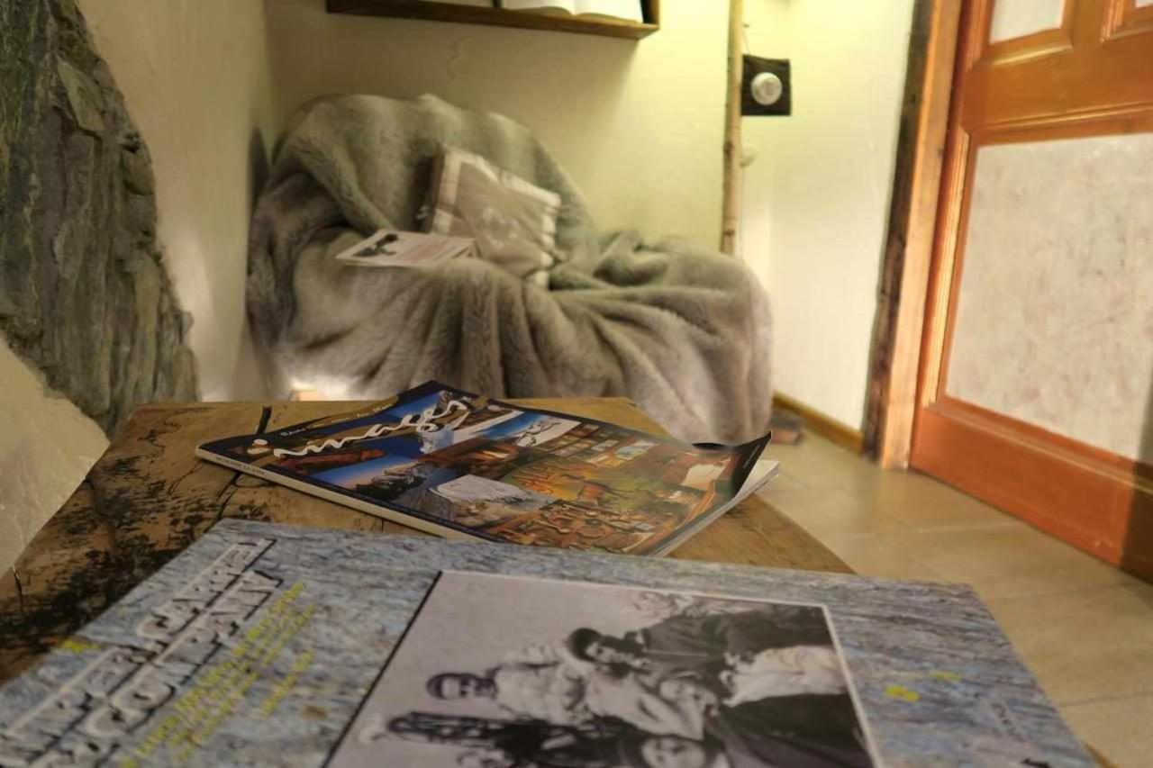 Romantica Suite Con Vasca Idromassaggio Aosta Buitenkant foto