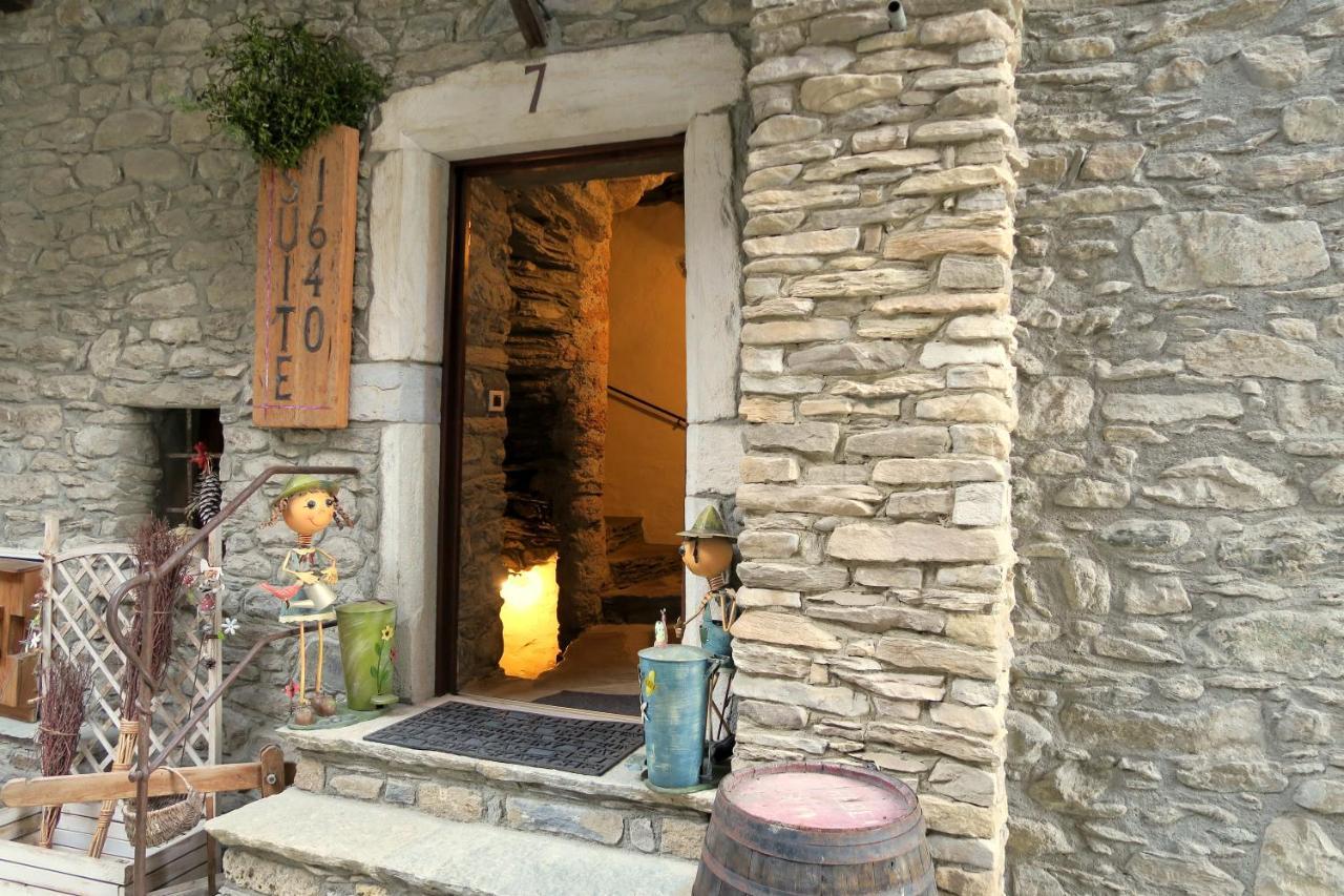 Romantica Suite Con Vasca Idromassaggio Aosta Buitenkant foto